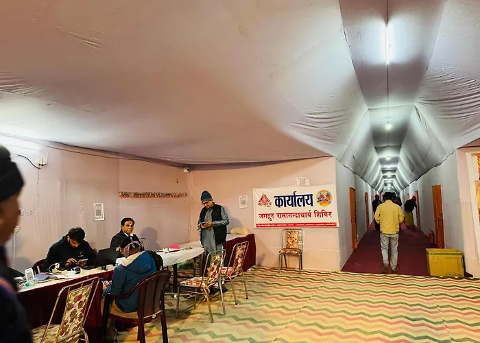 Mahakumbh Tulsi Peeth Ashram Stays